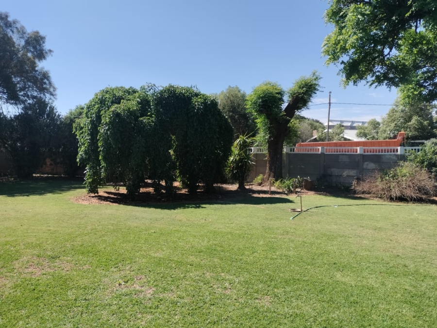 4 Bedroom Property for Sale in Bultfontein Free State